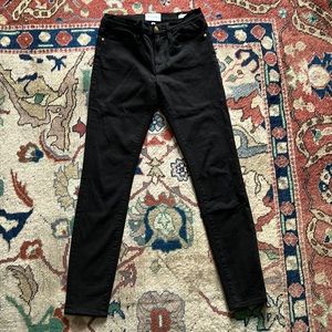 Frame Le Skinny de Jean in Film Noir